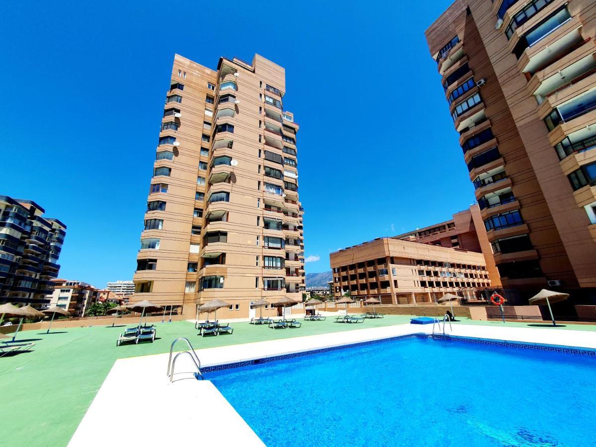 Marina View Apartment Fuengirola Buitenkant foto